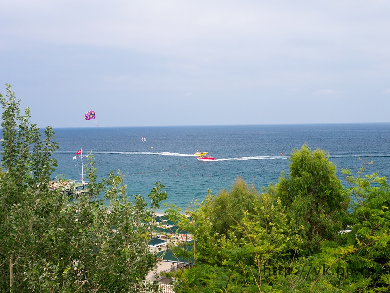 Море